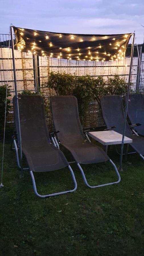 Frankes Lodge Apartment Mit Garten Und Pool, 6 Einzelbetten, Parkplatz Essen Exterior foto