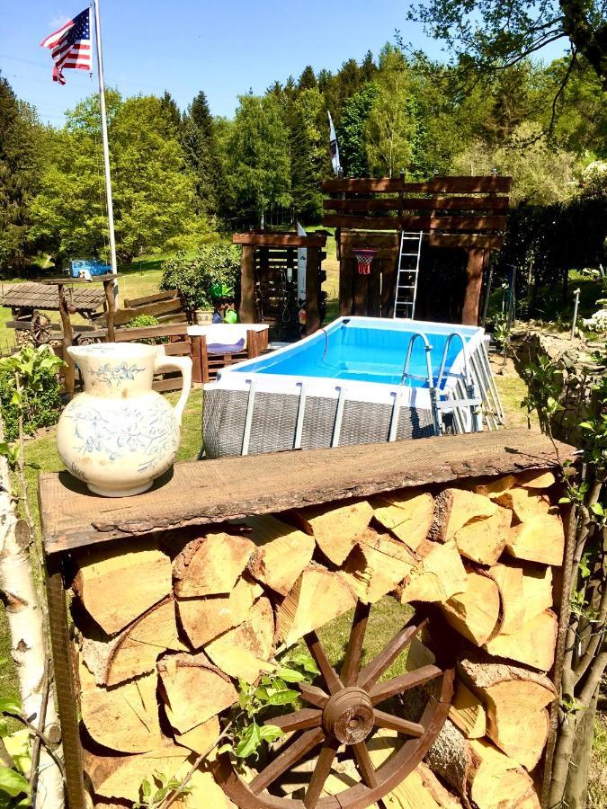 Frankes Lodge Apartment Mit Garten Und Pool, 6 Einzelbetten, Parkplatz Essen Exterior foto